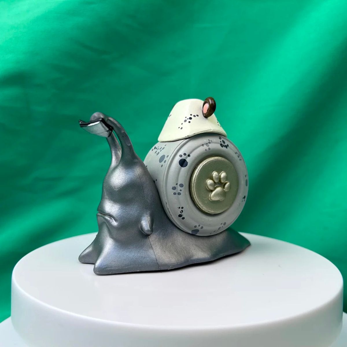 One Piece Transponder Snail Den Den Mushi PVC Figure - Nakama Lebanon