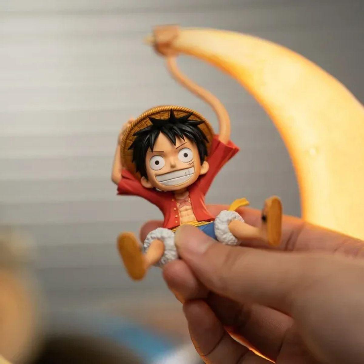 One Piece Monkey D. Luffy Magnetic Moon Lamp 20cm detail shot – Anime Night Light Gift Lebanon