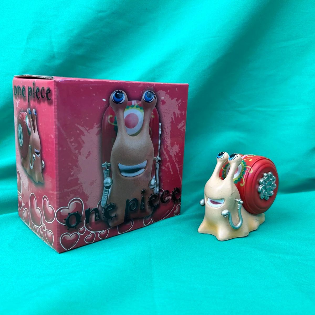 One Piece Transponder Snail Figure