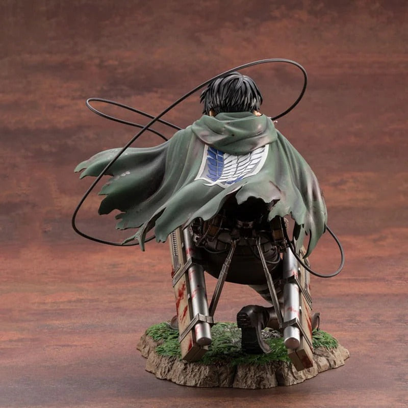 Attack on Titan Levi Ackerman PVC Figure 18cm - Nakama Lebanon