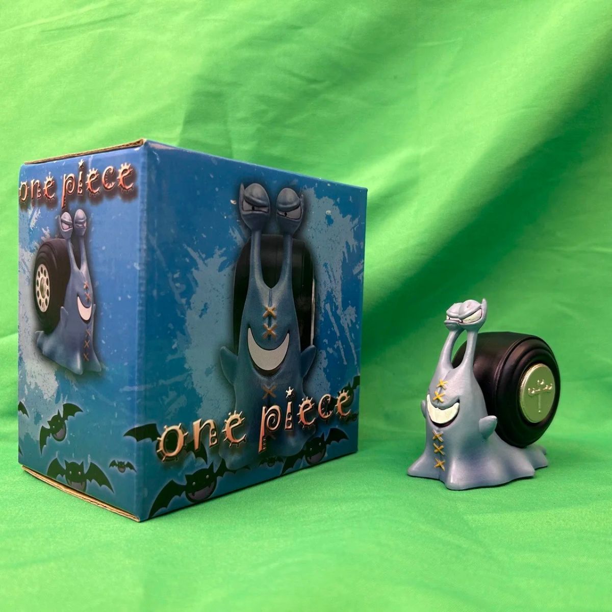 One Piece Transponder Snail Figure